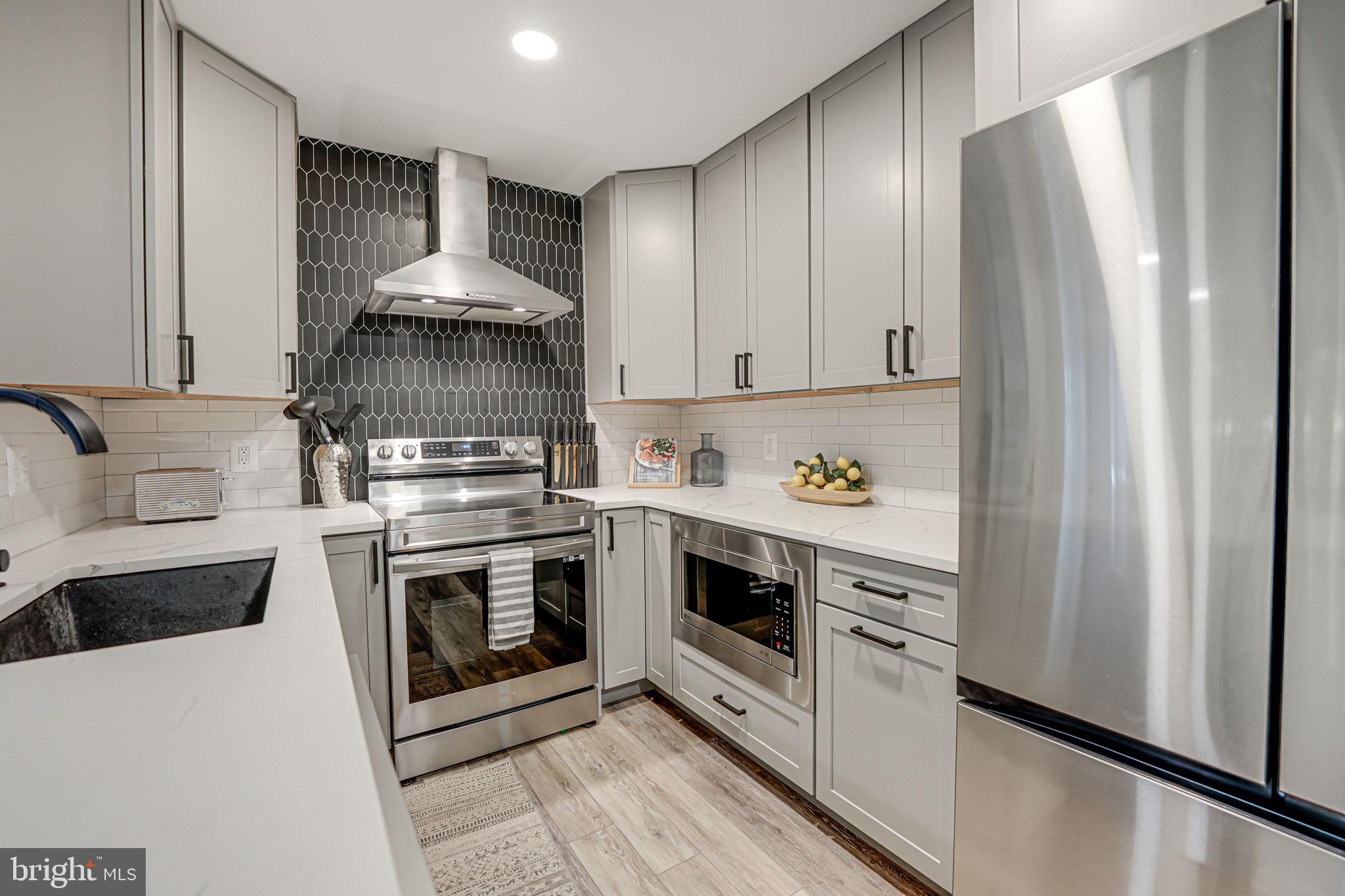 BRISTOL HOUSE - Residential