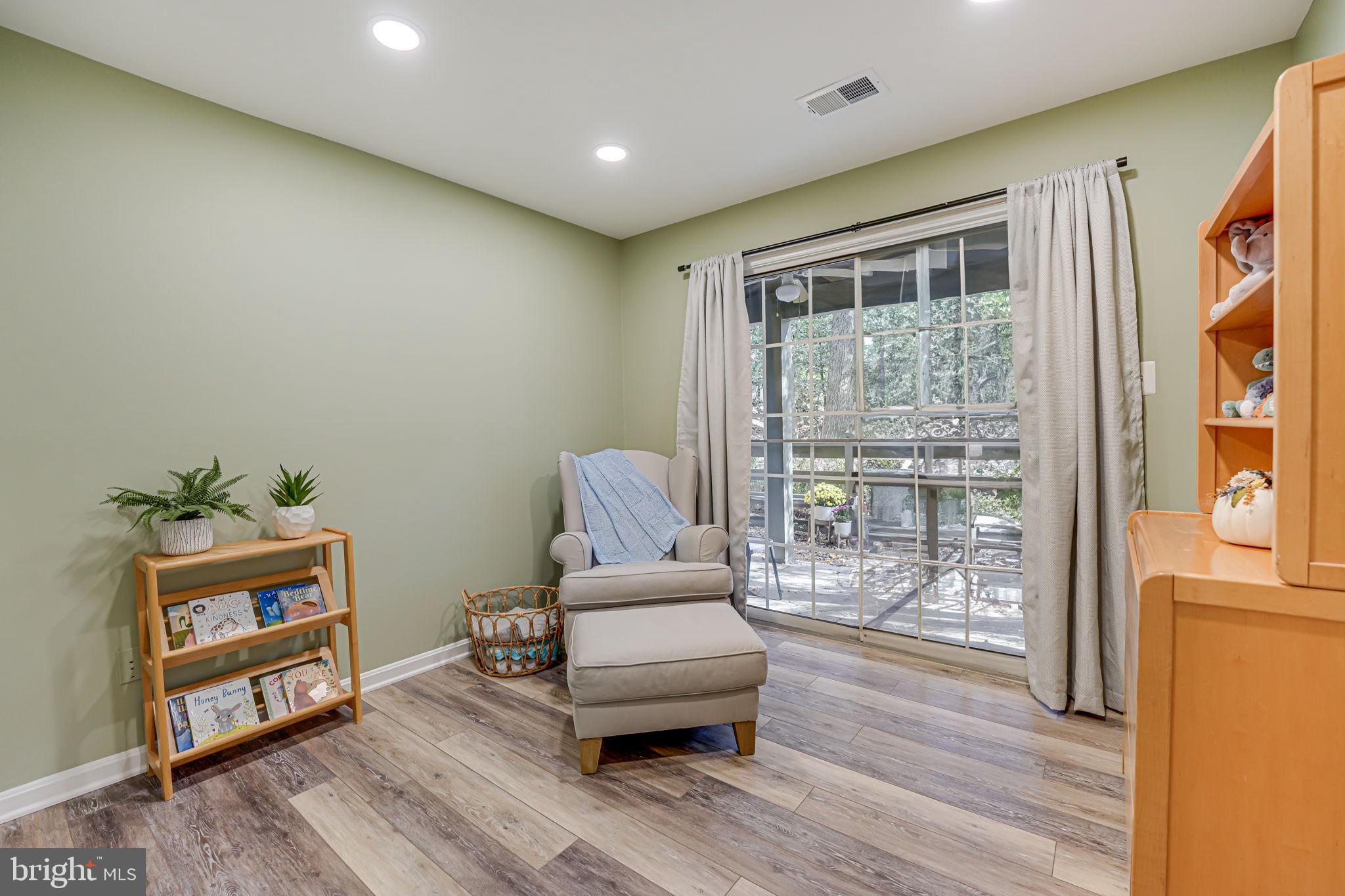 BRISTOL HOUSE - Residential