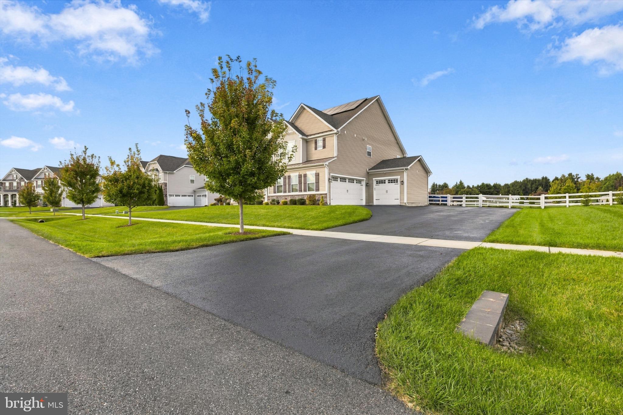 218 MISTMEADOW DRIVE