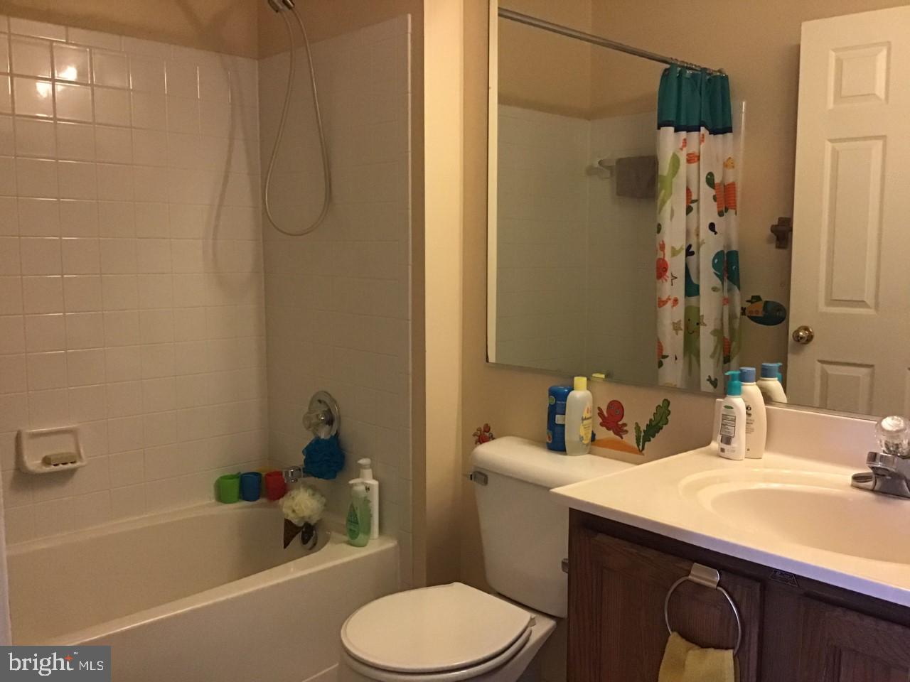 SEVEN OAKS - Residential