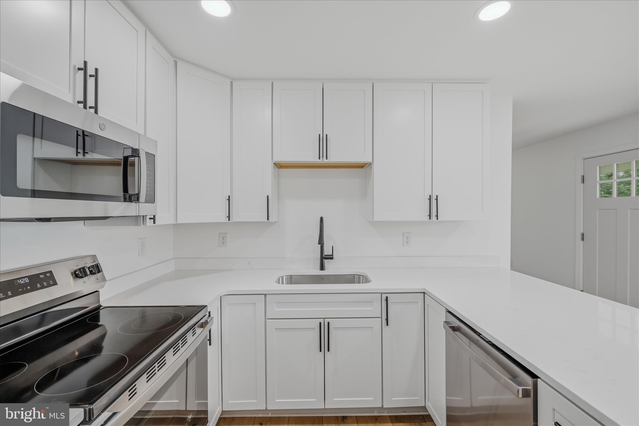 PLEASANT VIEW - Residential