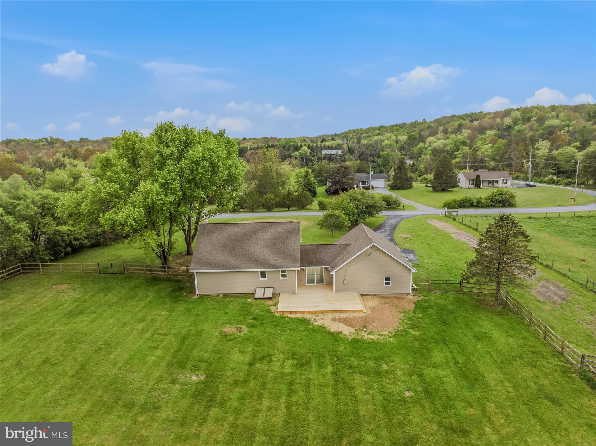 PLEASANT VIEW - Residential