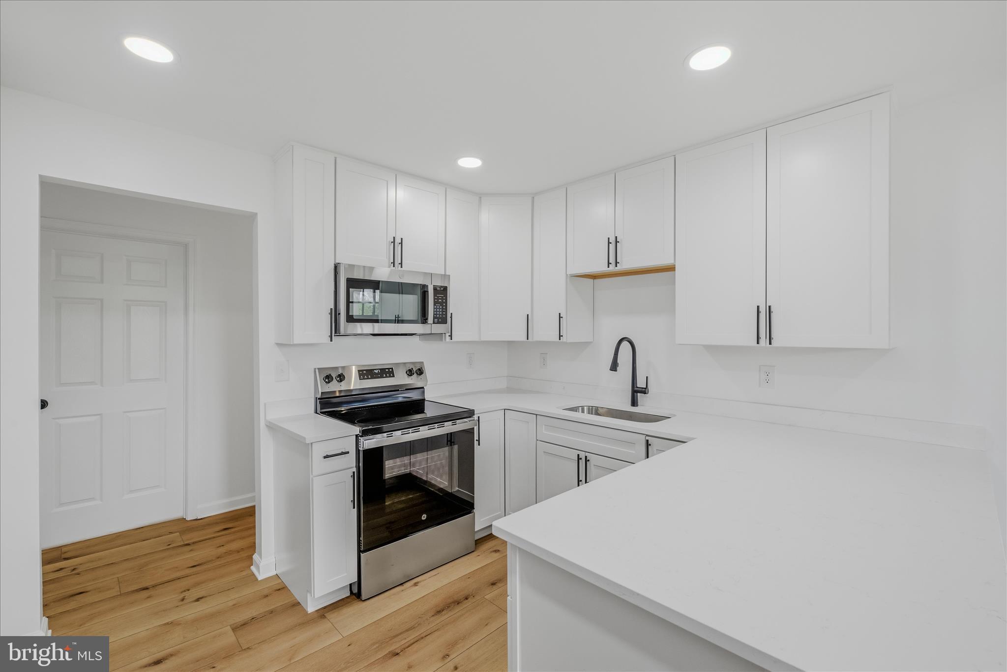 PLEASANT VIEW - Residential