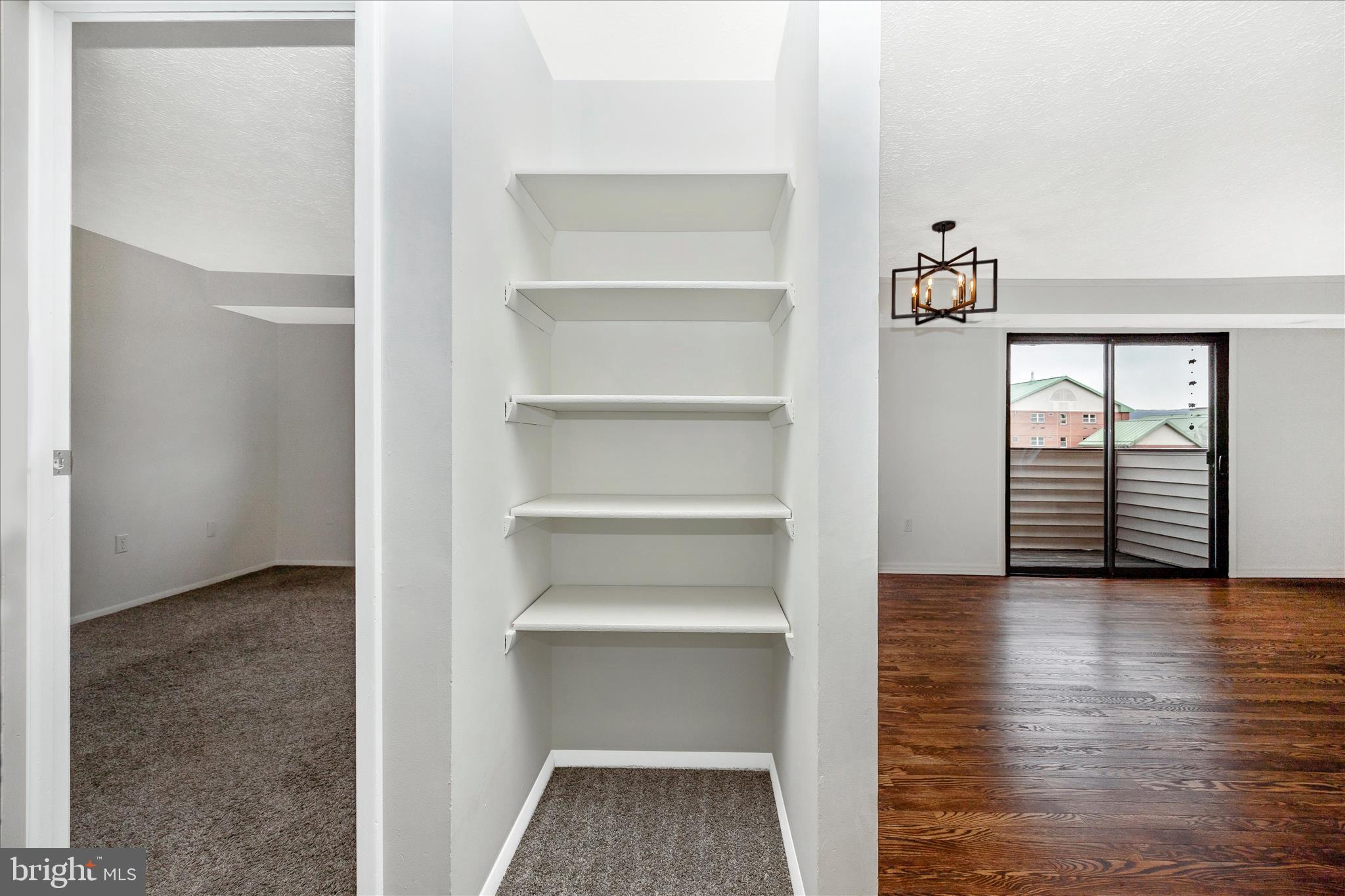 AMBERTOWNE - Residential