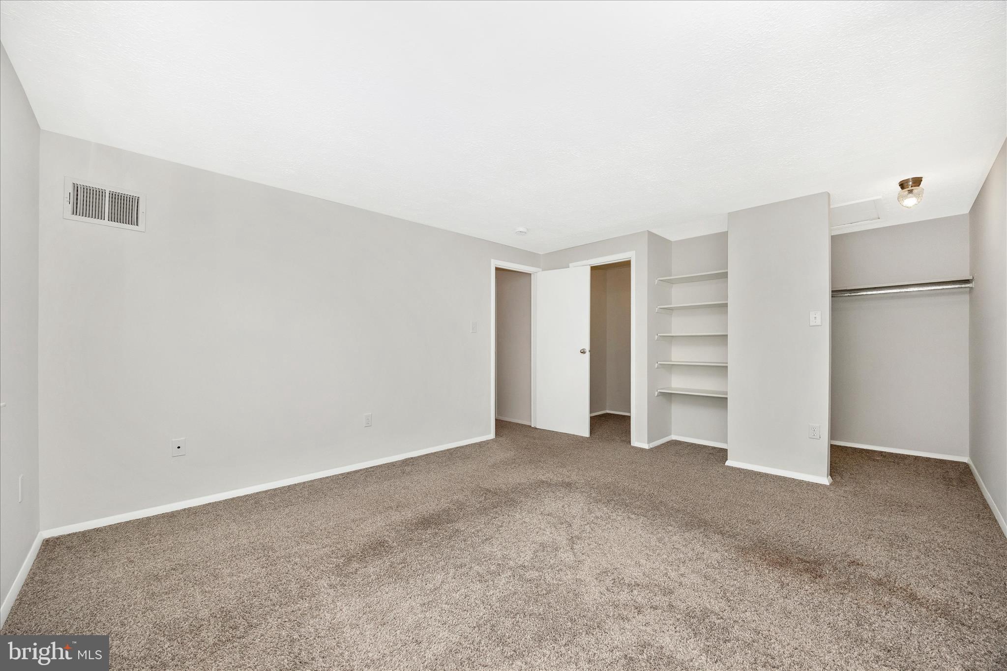 AMBERTOWNE - Residential