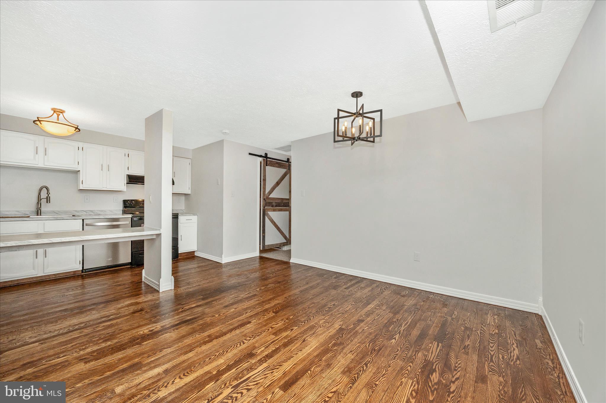 AMBERTOWNE - Residential