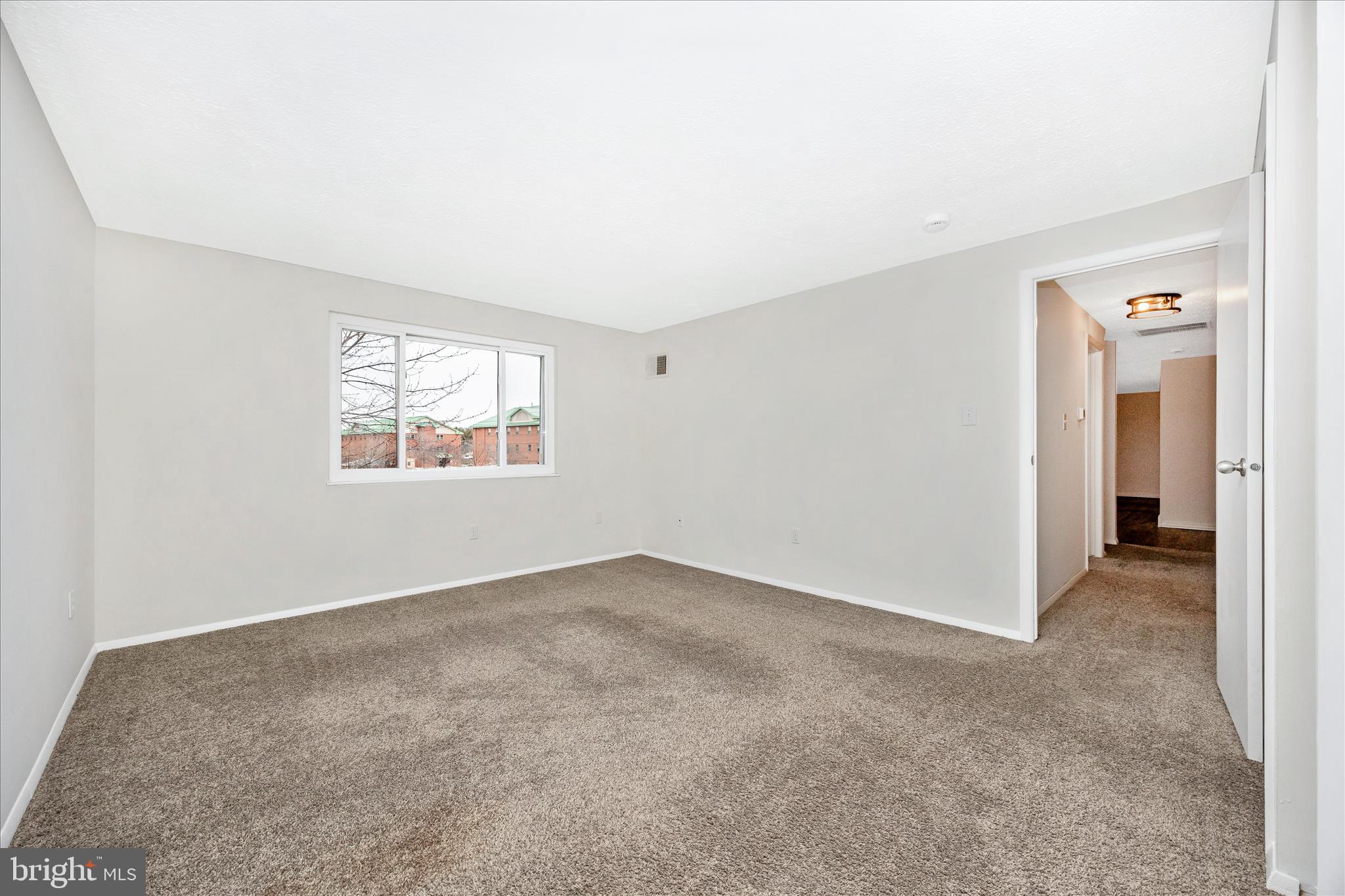 AMBERTOWNE - Residential