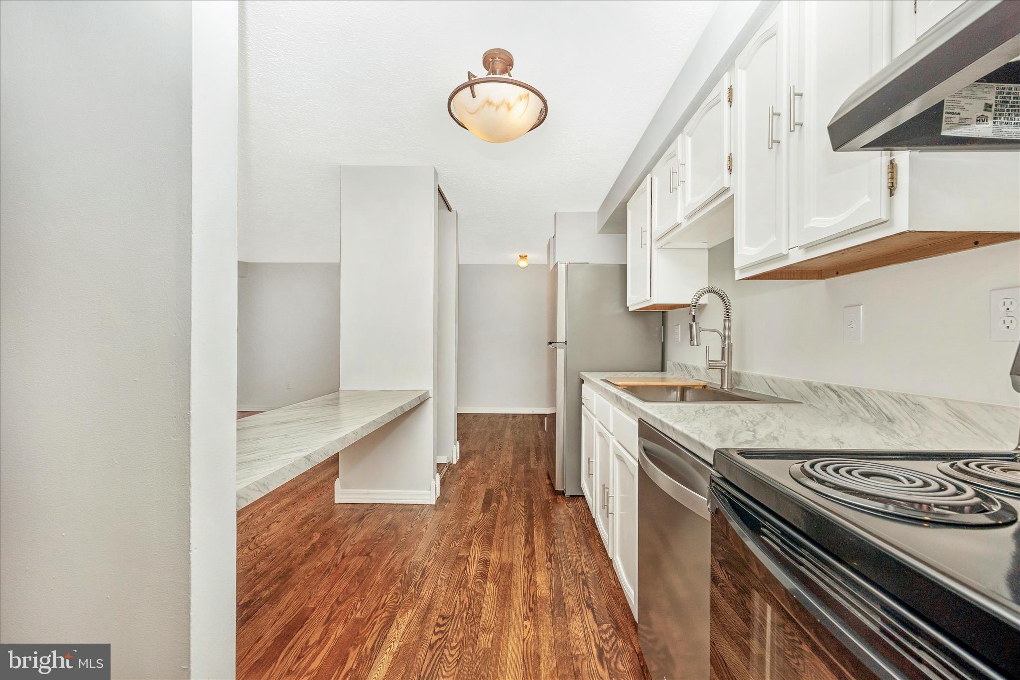 AMBERTOWNE - Residential