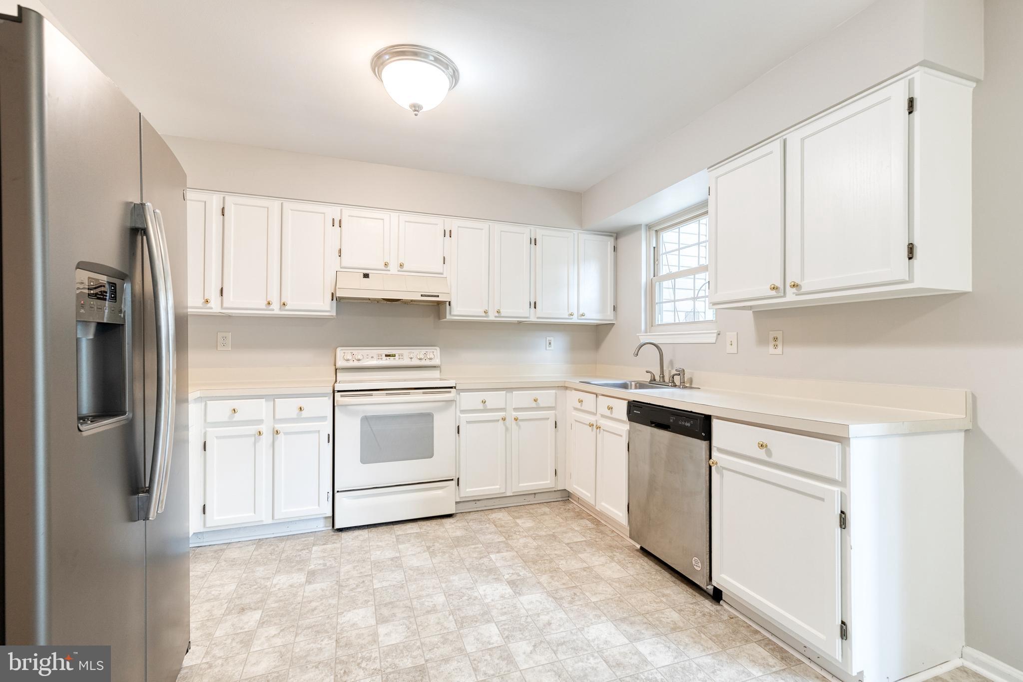 KINGS CONTRIVANCE - Residential Lease