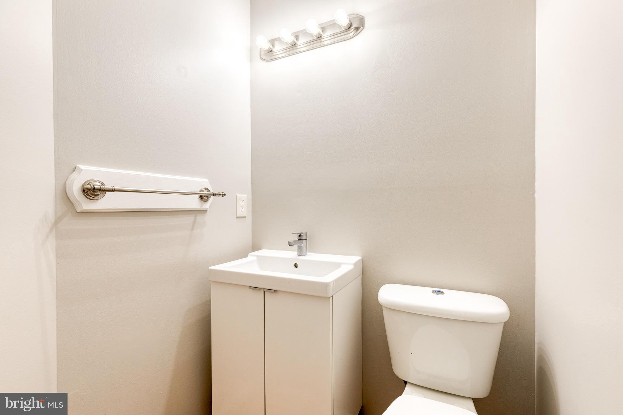 KINGS CONTRIVANCE - Residential Lease