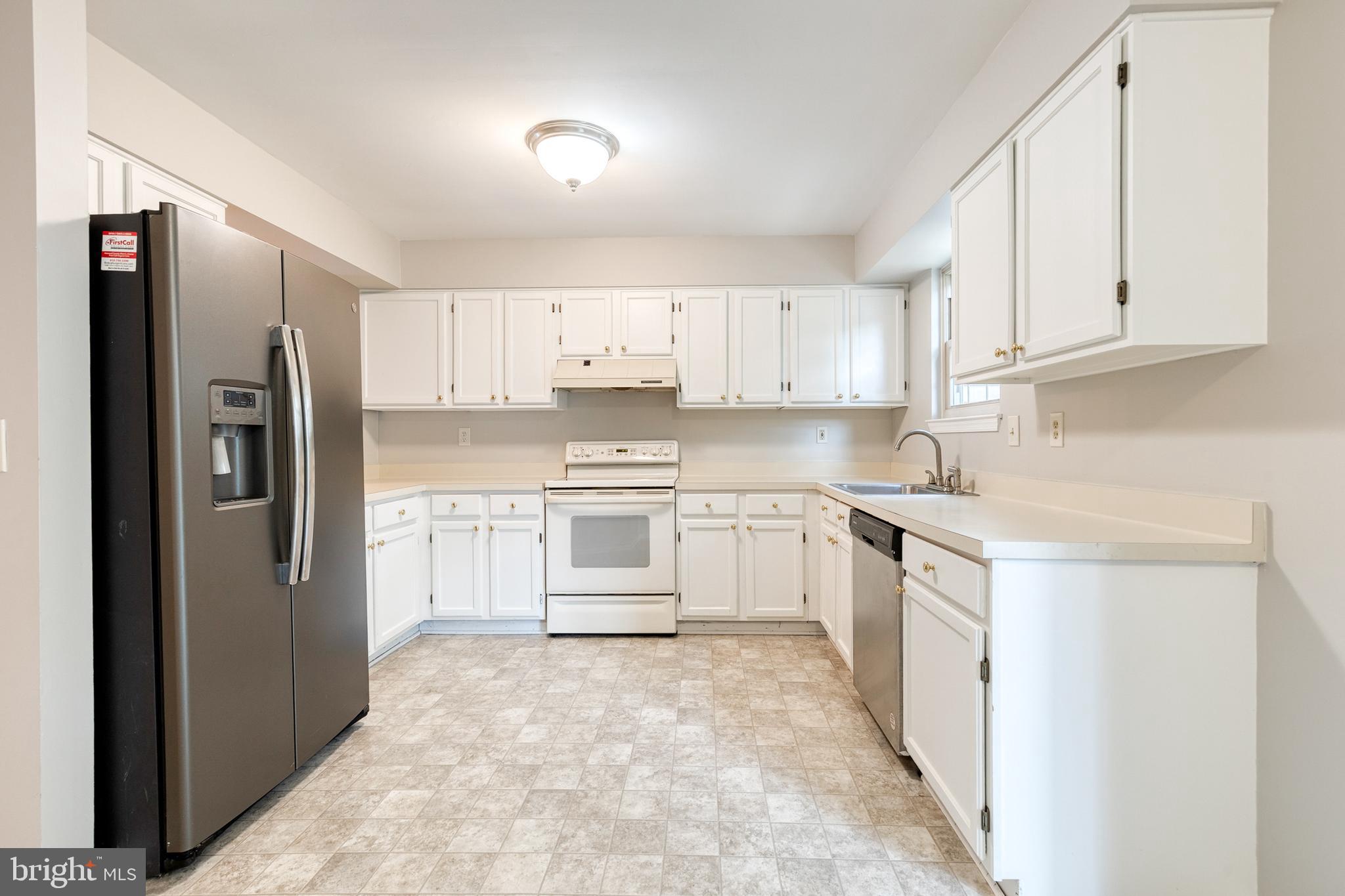 KINGS CONTRIVANCE - Residential Lease