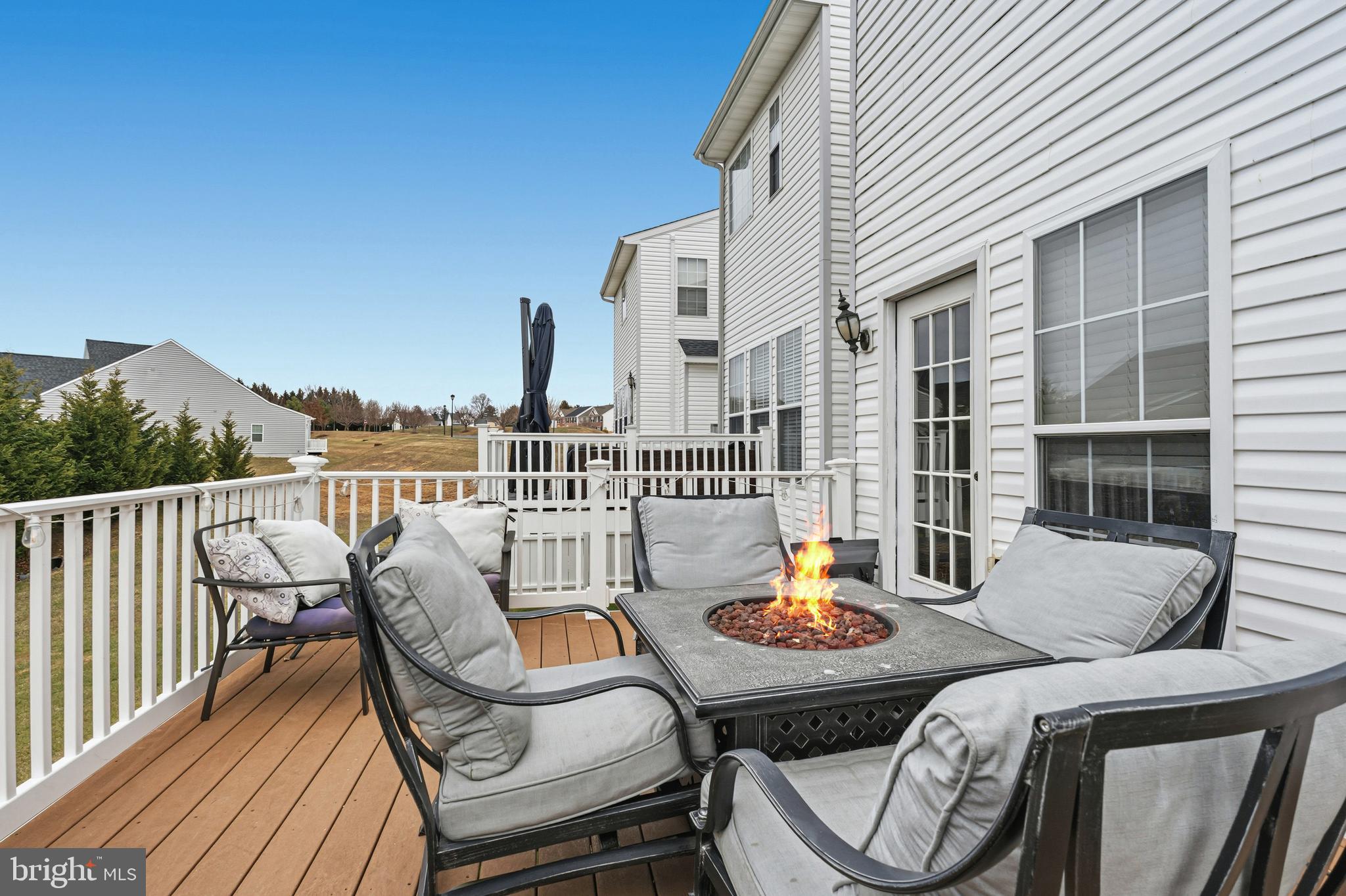 EMERALD HILLS - Residential