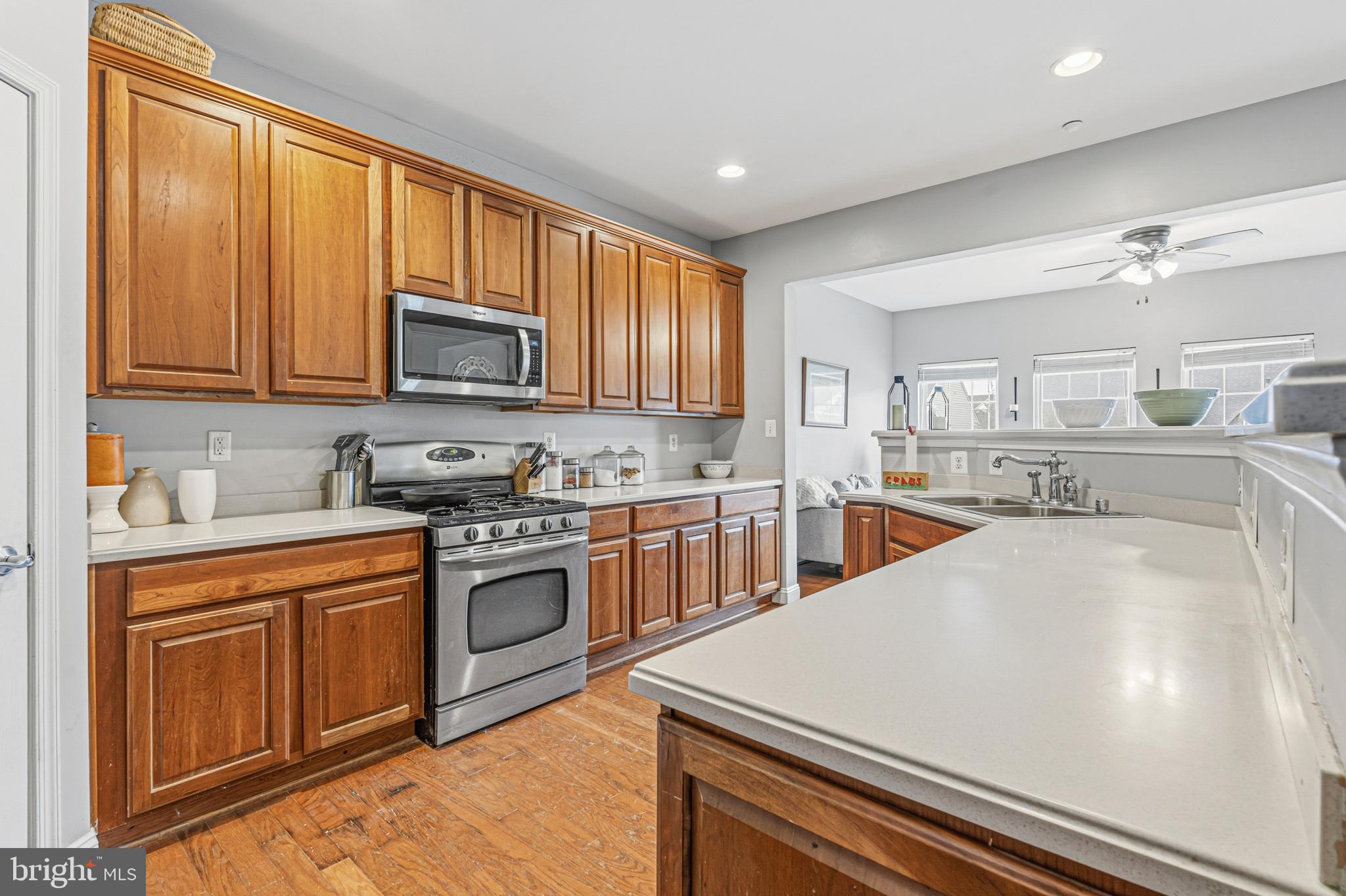 EMERALD HILLS - Residential