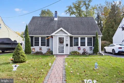 209 Eaton Ave, Hamilton, NJ 08619 - MLS#: NJME2067620