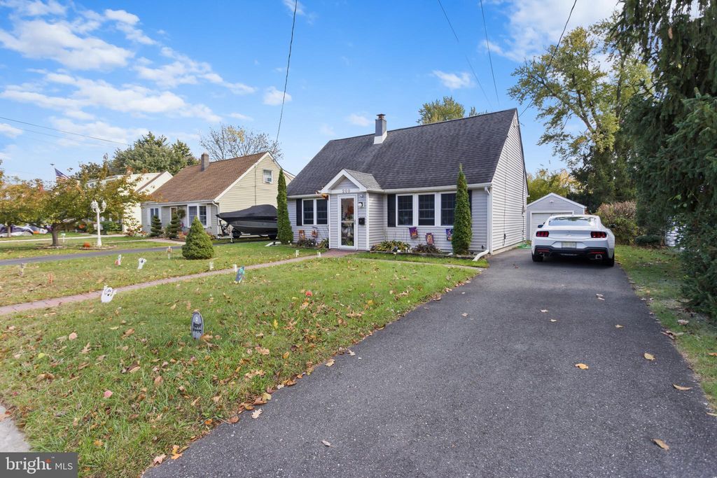 Photo of 209 Eaton Ave, HAMILTON, NJ 08619 (MLS # NJME2067620)