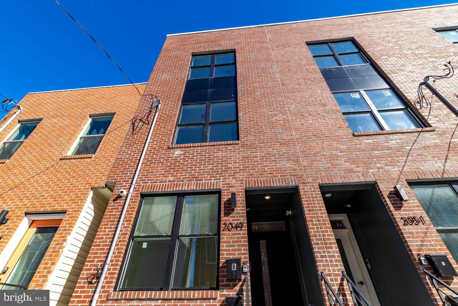 PORT RICHMOND - Residential Income