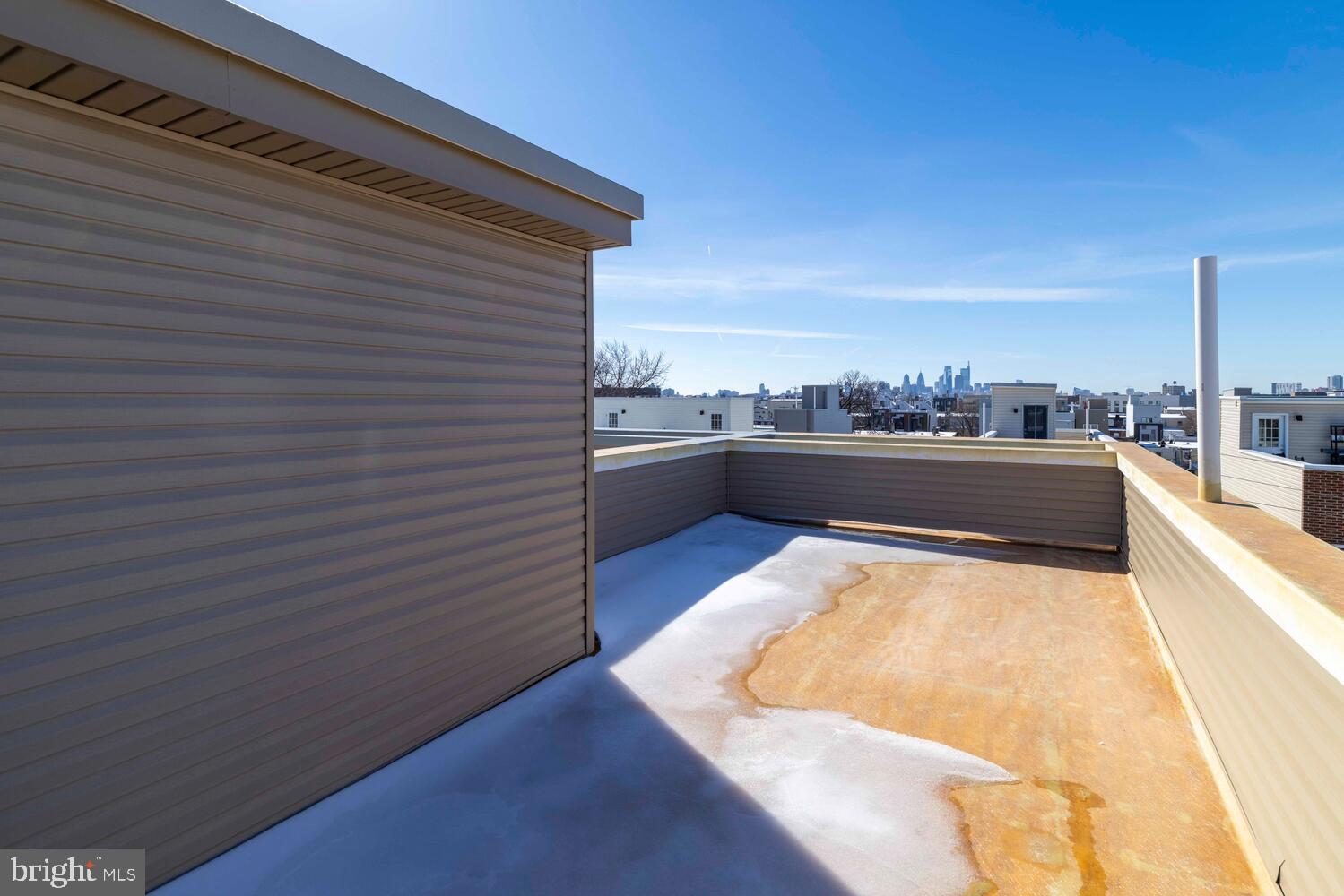 PORT RICHMOND - Residential Income