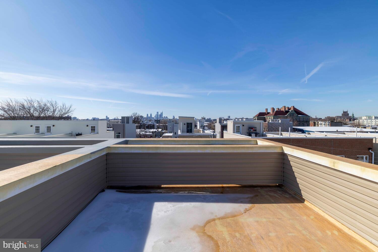 PORT RICHMOND - Residential Income