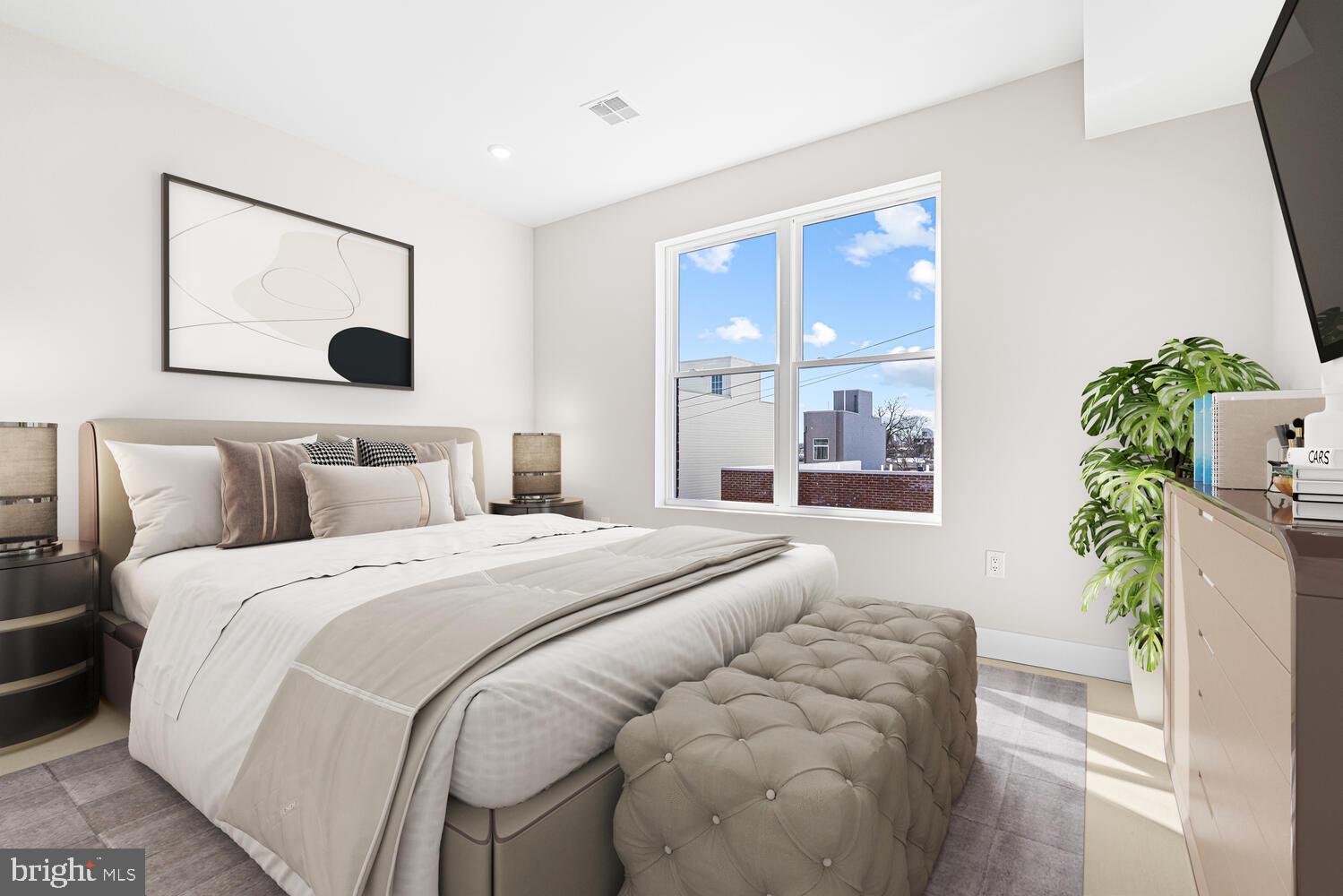 PORT RICHMOND - Residential Income