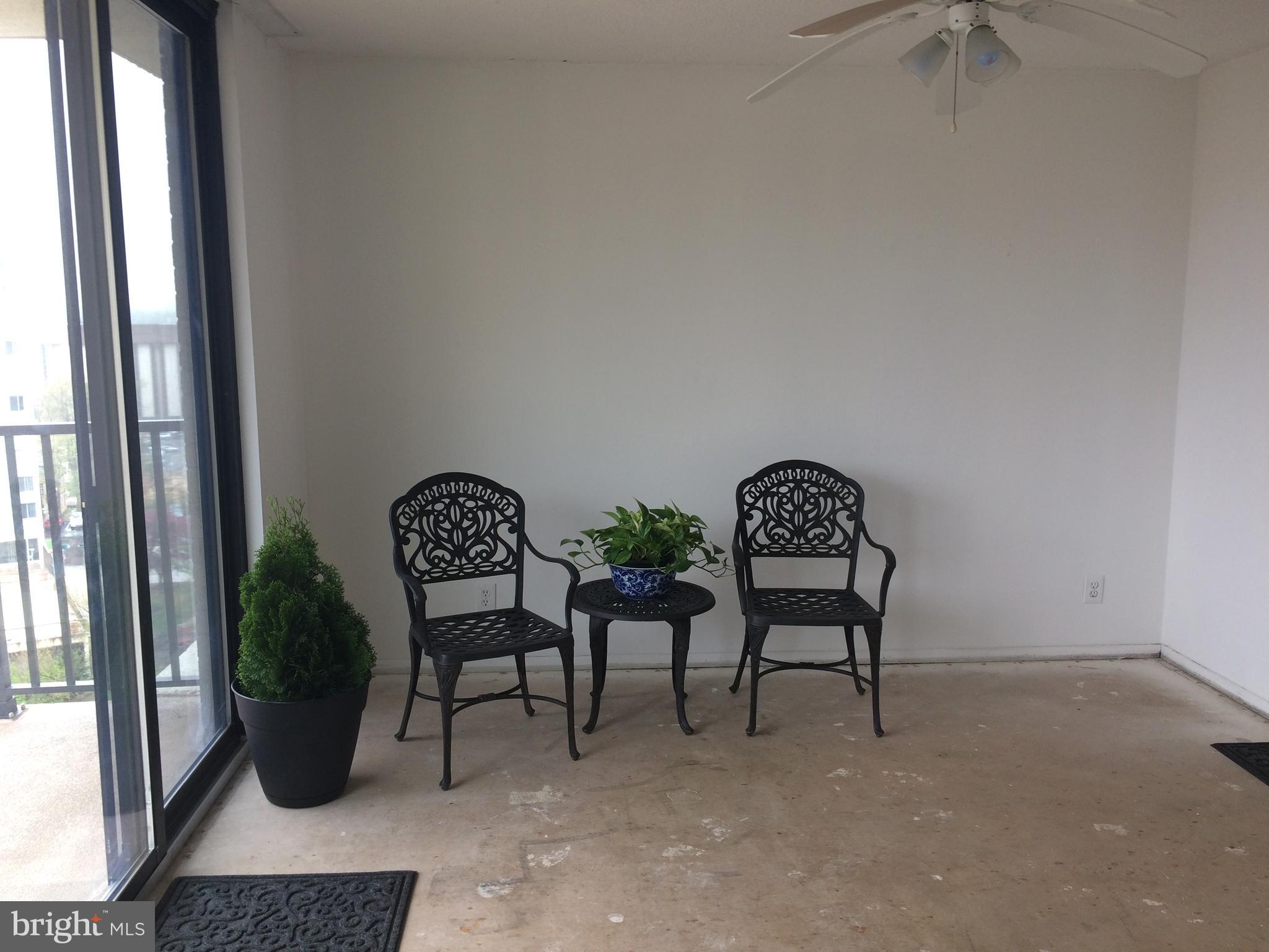 MCLEAN HOUSE - Residential