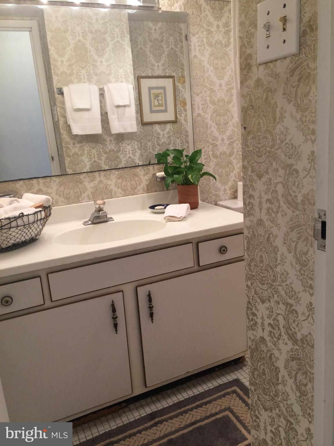 MCLEAN HOUSE - Residential