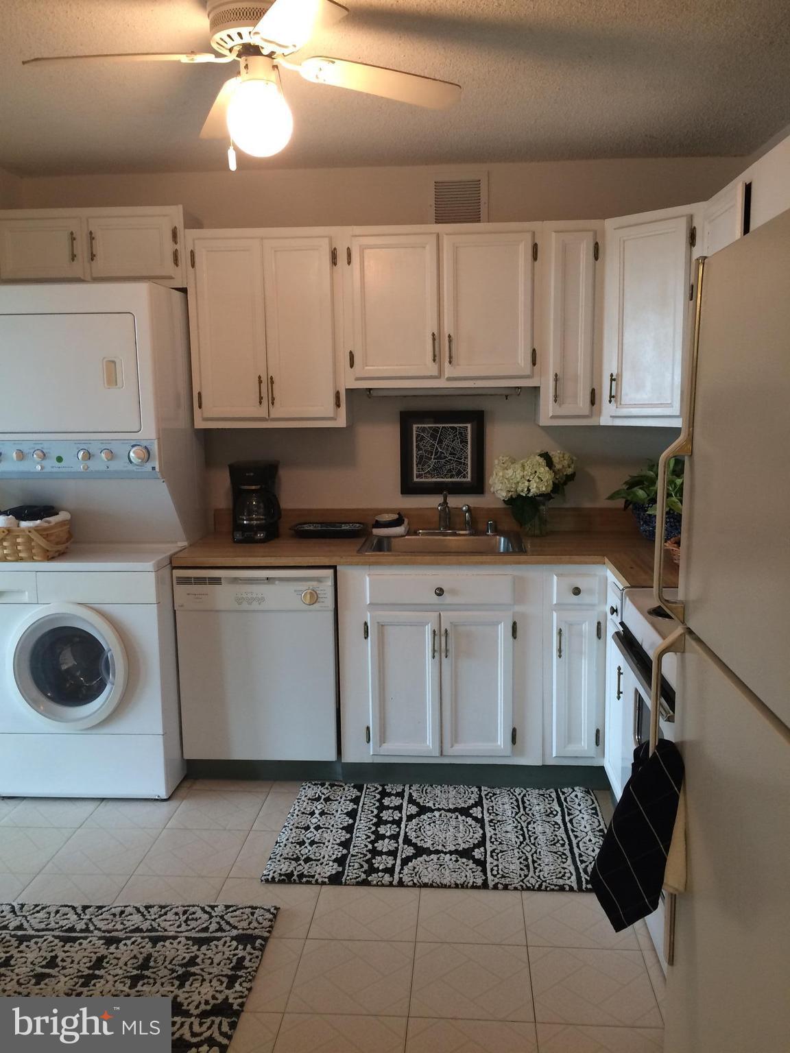 MCLEAN HOUSE - Residential