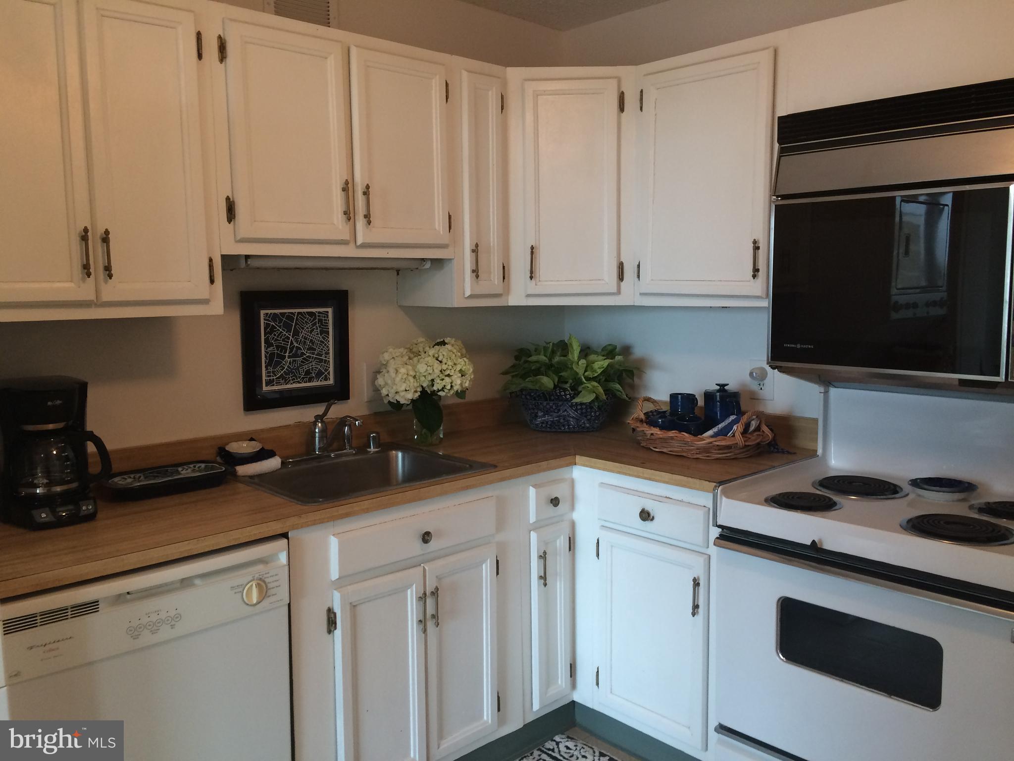 MCLEAN HOUSE - Residential