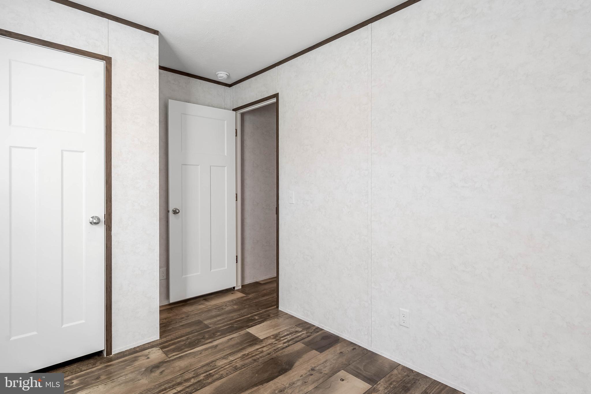 SHAWNS HIDEAWAY - Residential