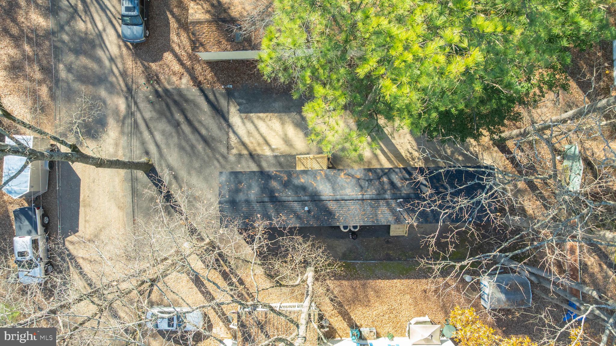 SHAWNS HIDEAWAY - Residential