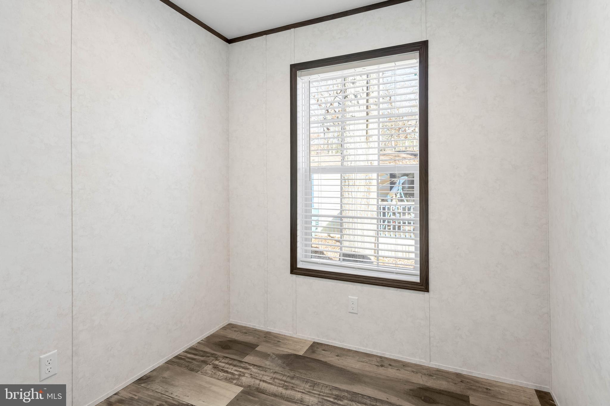 SHAWNS HIDEAWAY - Residential