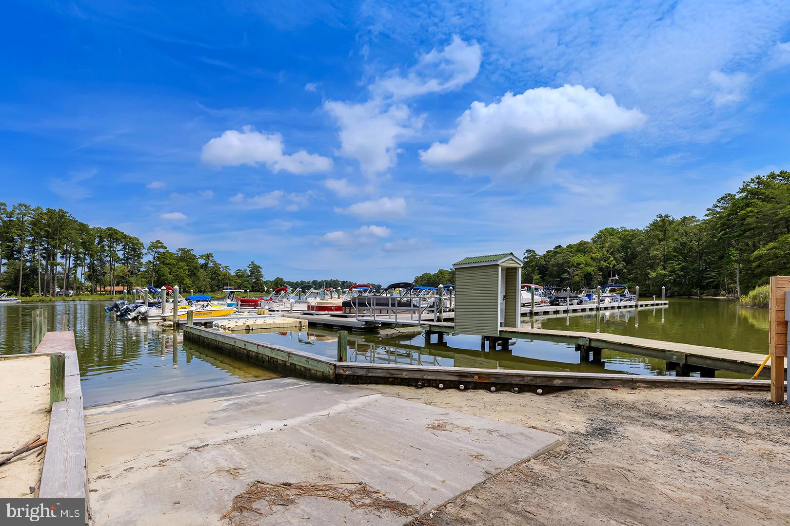 SHAWNS HIDEAWAY - Residential