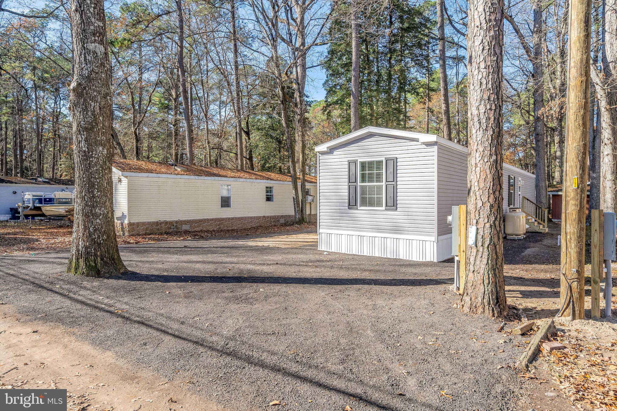 SHAWNS HIDEAWAY - Residential