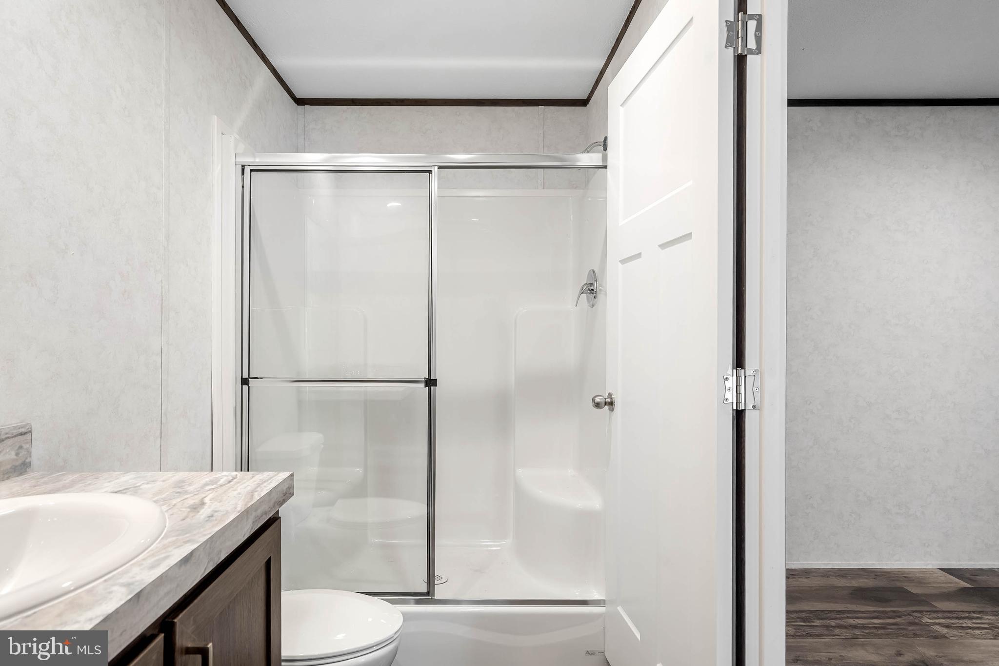 SHAWNS HIDEAWAY - Residential