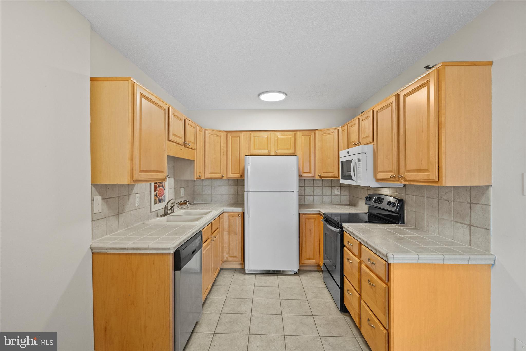 7401 WESTLAKE TERRACE 616