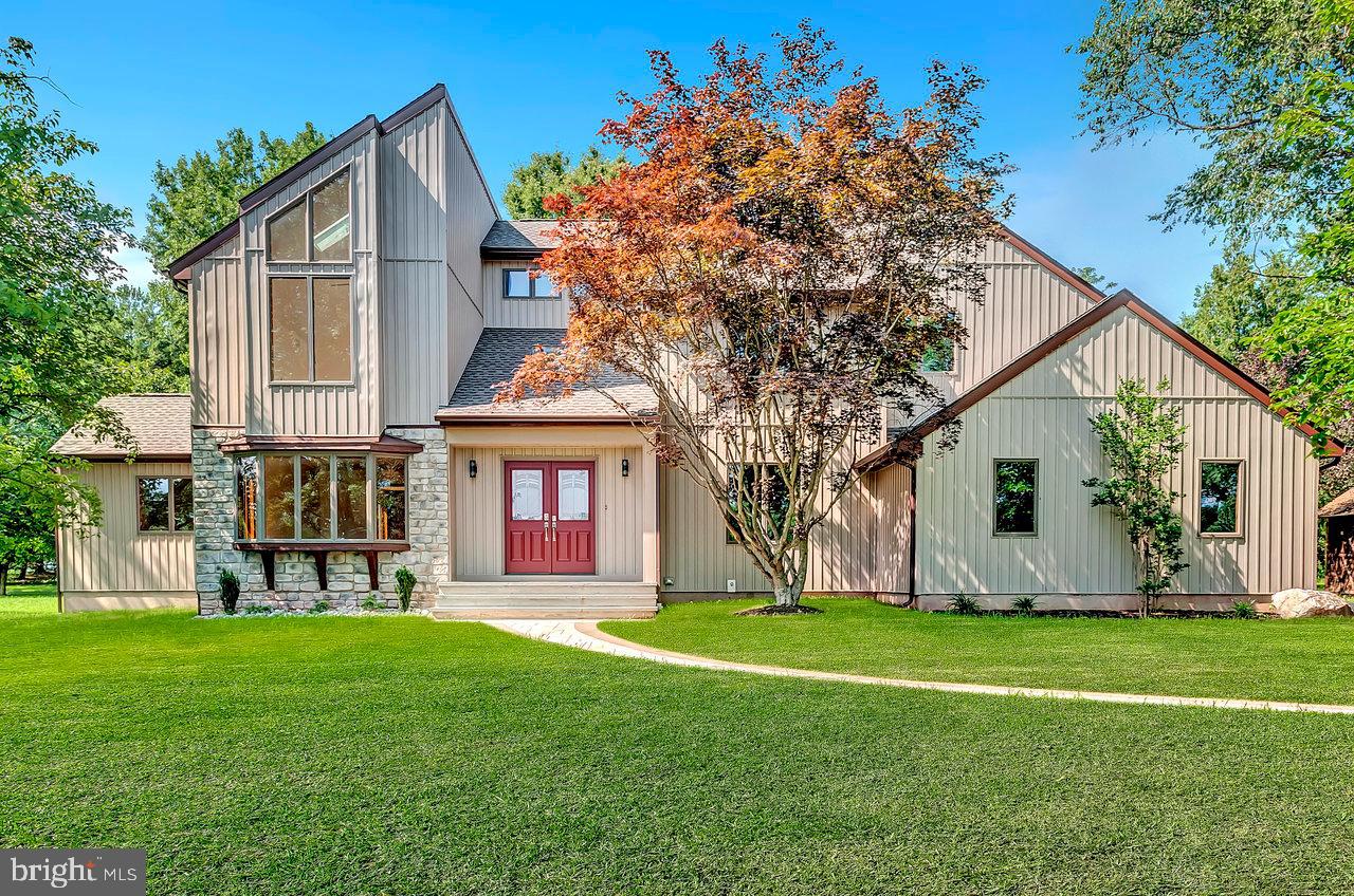 16 DORLAND FARM COURT