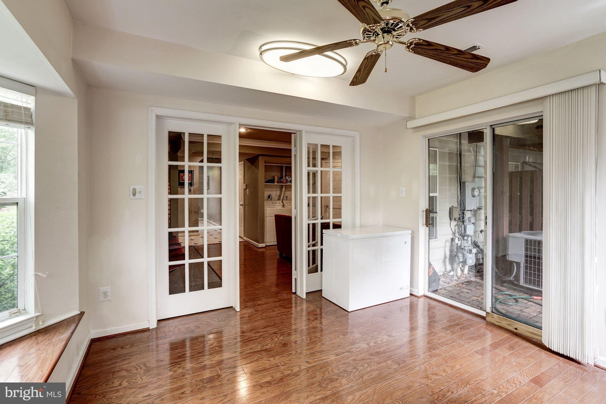 SOUTH RIDING - Residential