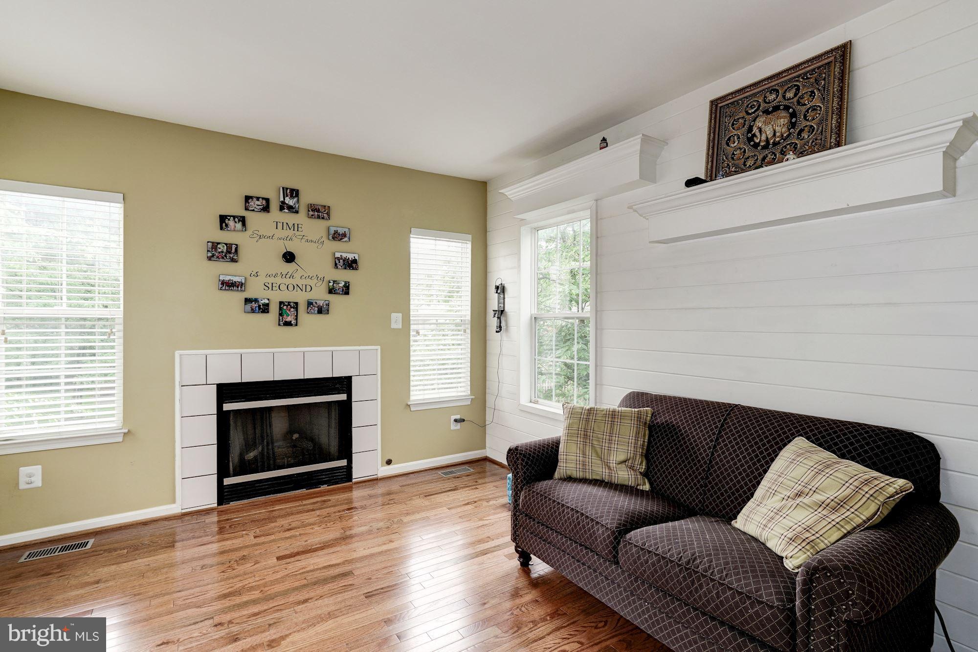 SOUTH RIDING - Residential