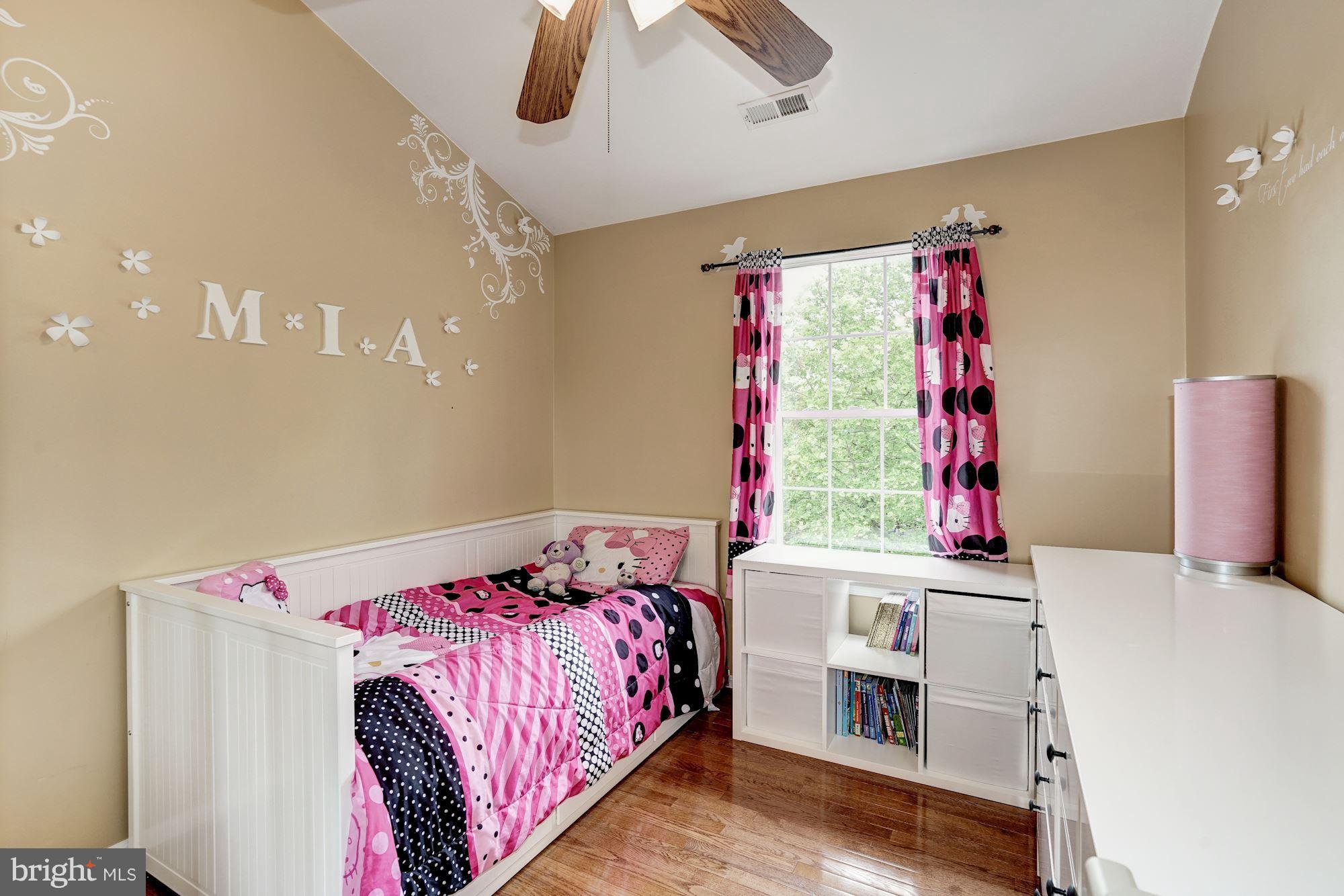 SOUTH RIDING - Residential