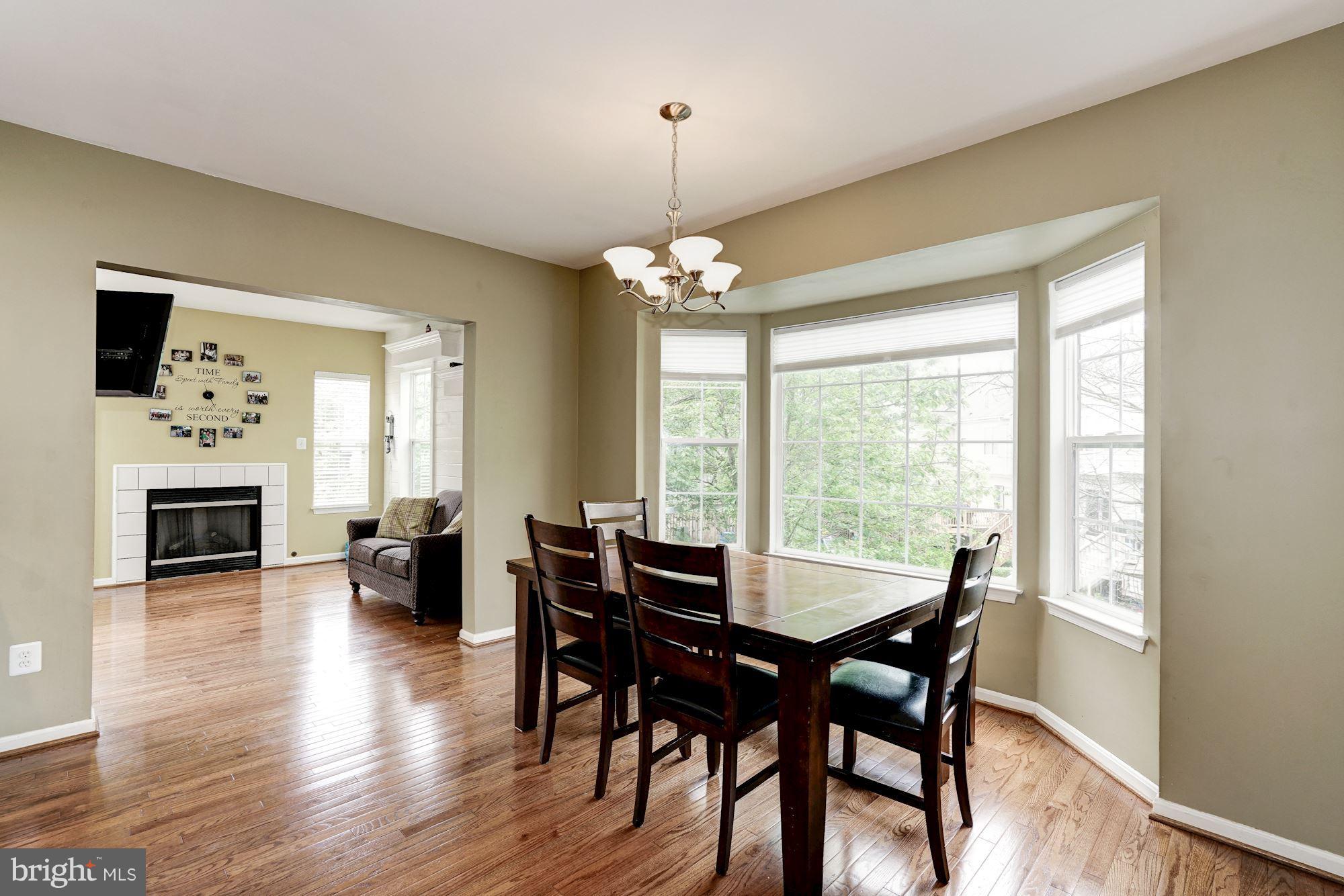 SOUTH RIDING - Residential