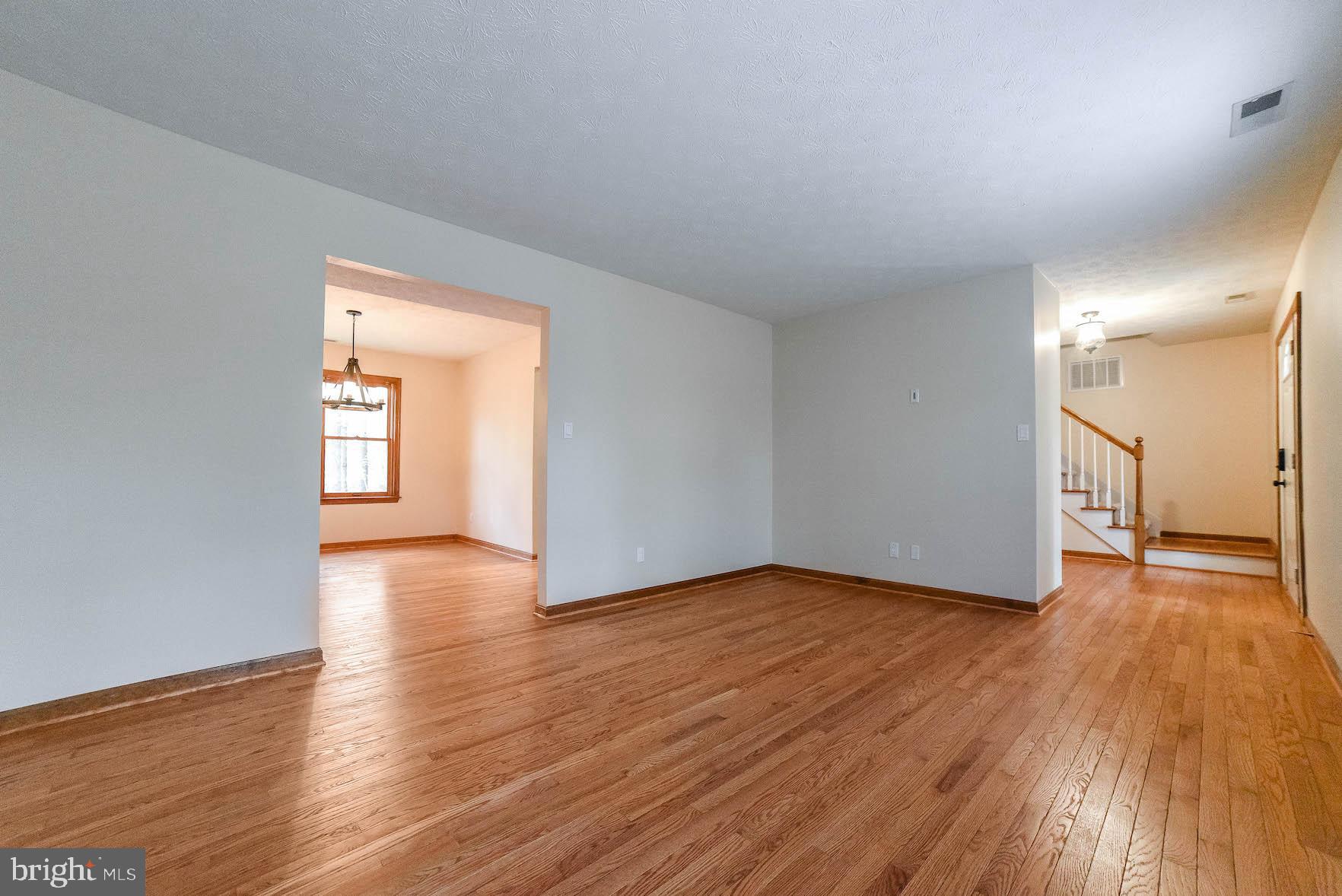 SYCAMORE HOLLOW OF WLDWD - Residential