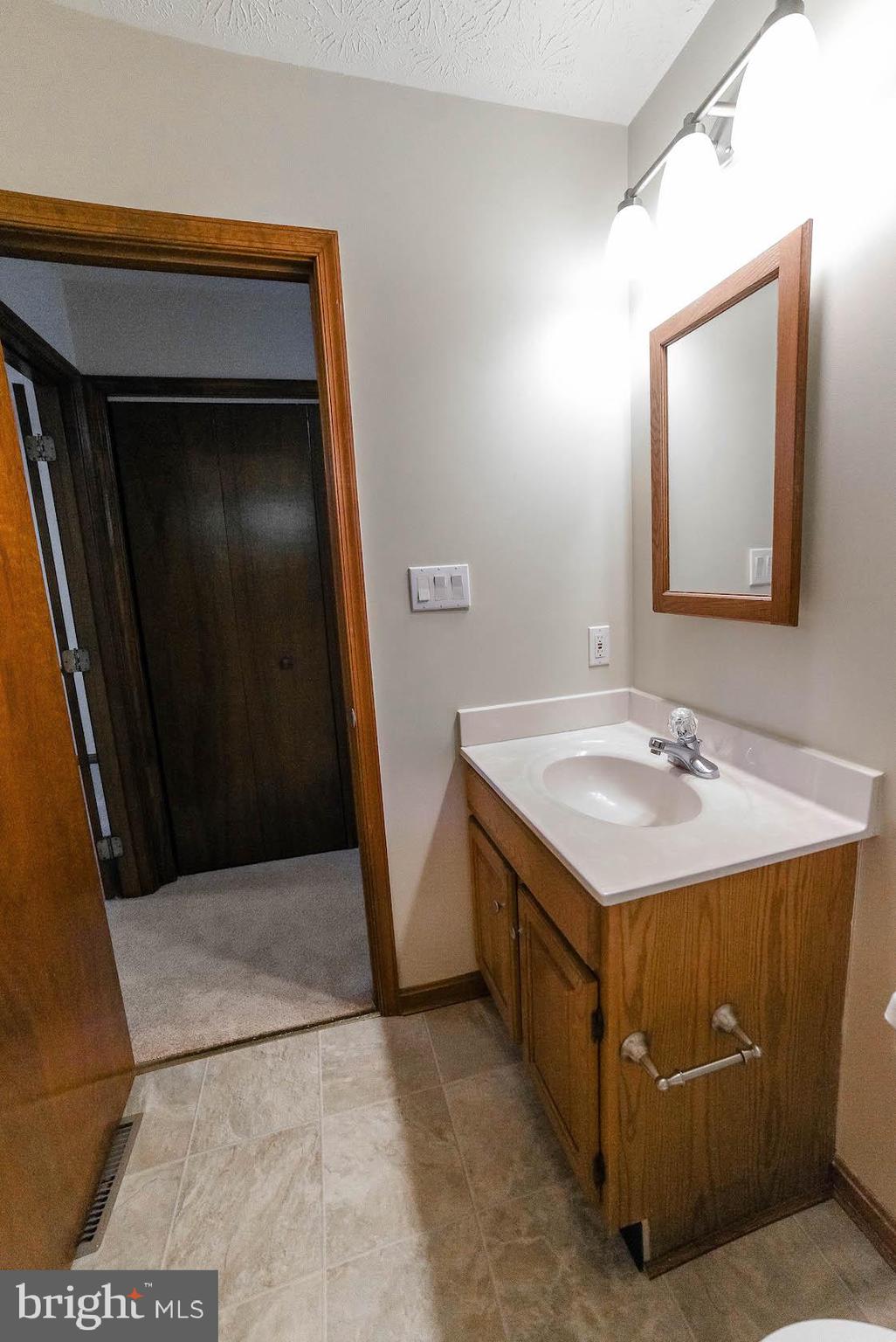 SYCAMORE HOLLOW OF WLDWD - Residential