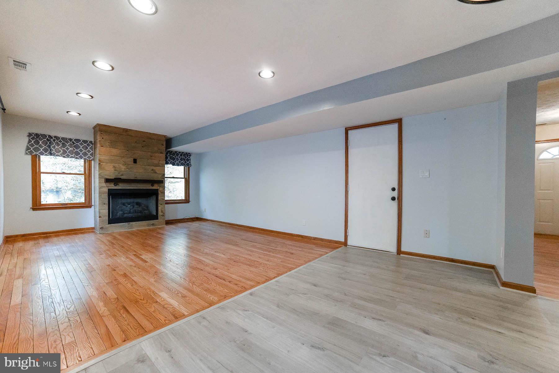 SYCAMORE HOLLOW OF WLDWD - Residential