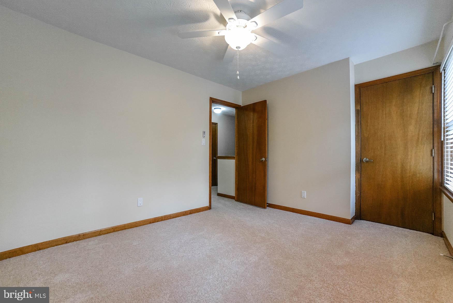 SYCAMORE HOLLOW OF WLDWD - Residential