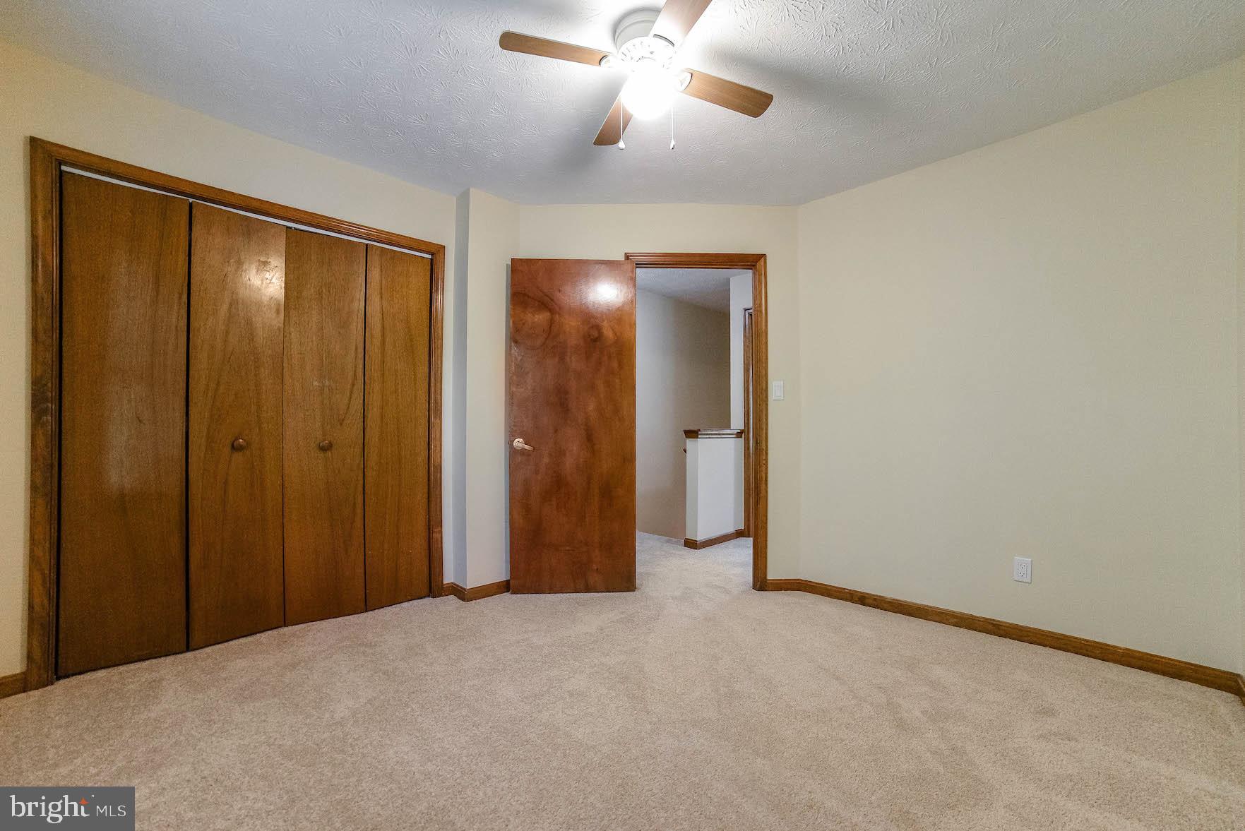 SYCAMORE HOLLOW OF WLDWD - Residential