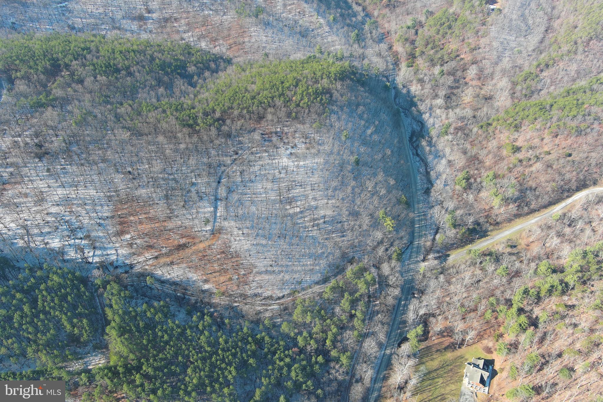BLUFFS ON THE POTOMAC - Land