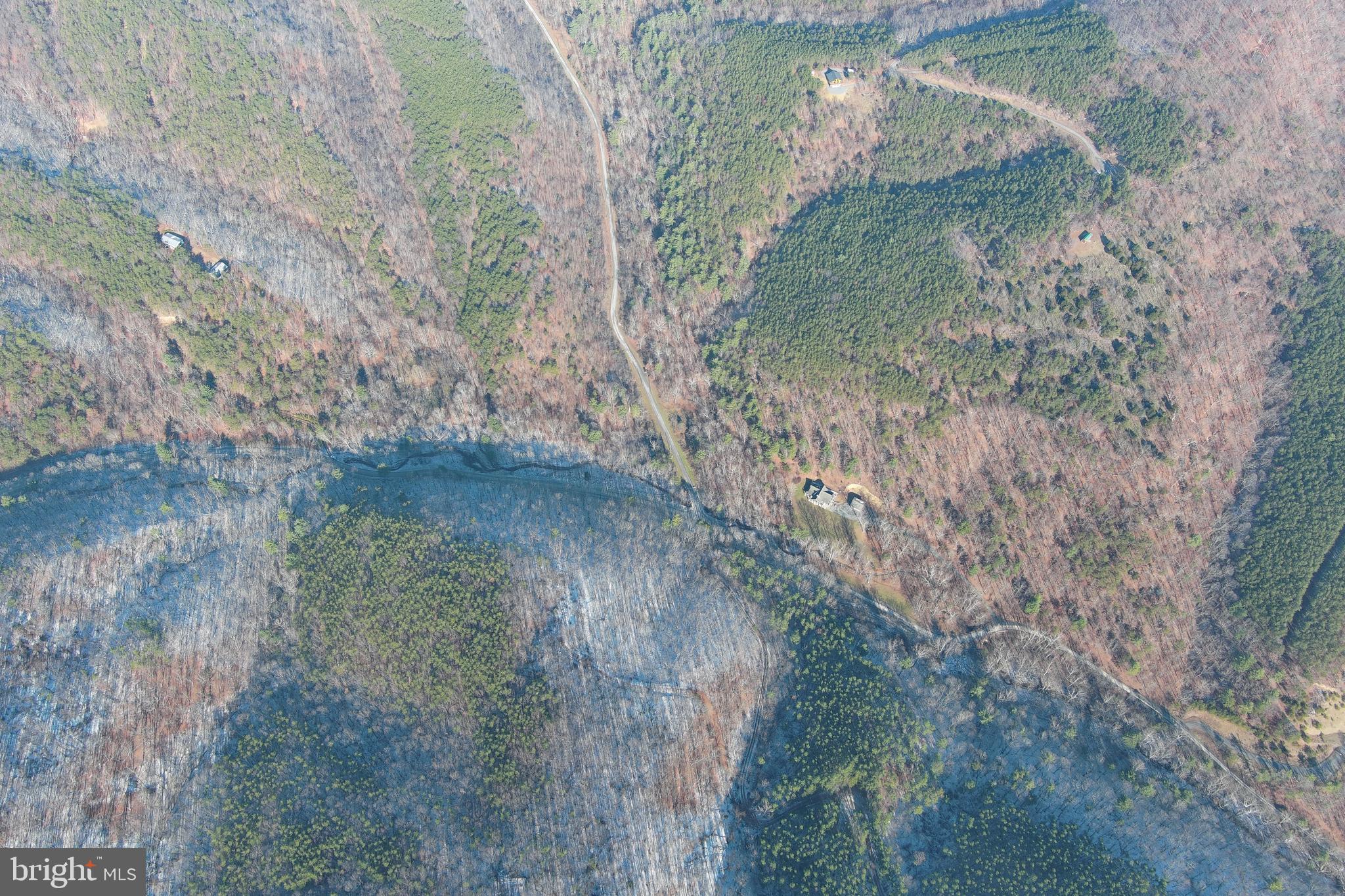 BLUFFS ON THE POTOMAC - Land