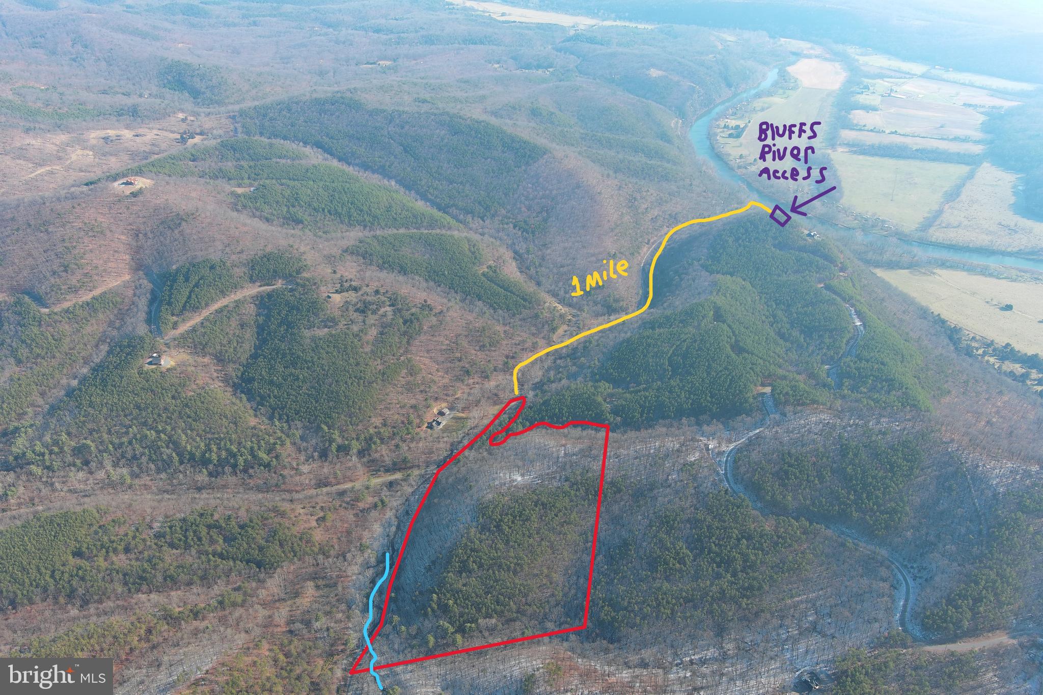 BLUFFS ON THE POTOMAC - Land