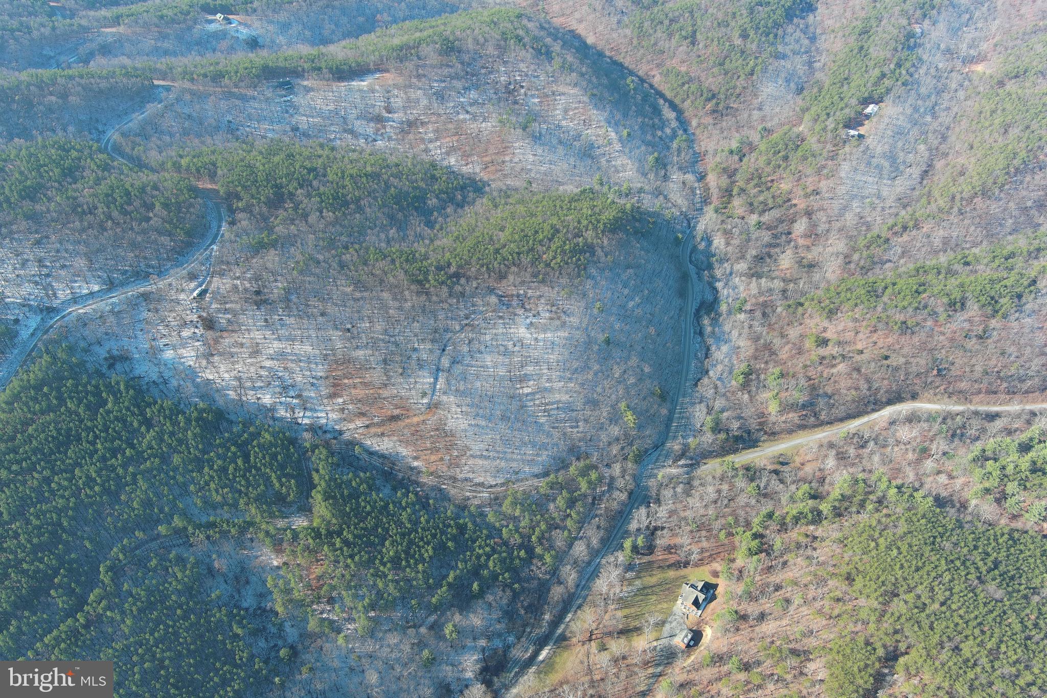 BLUFFS ON THE POTOMAC - Land