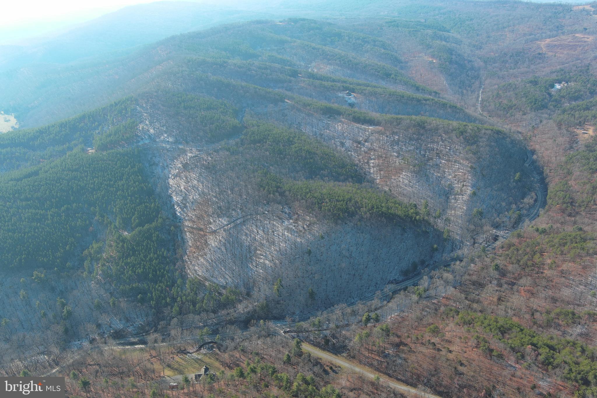 BLUFFS ON THE POTOMAC - Land