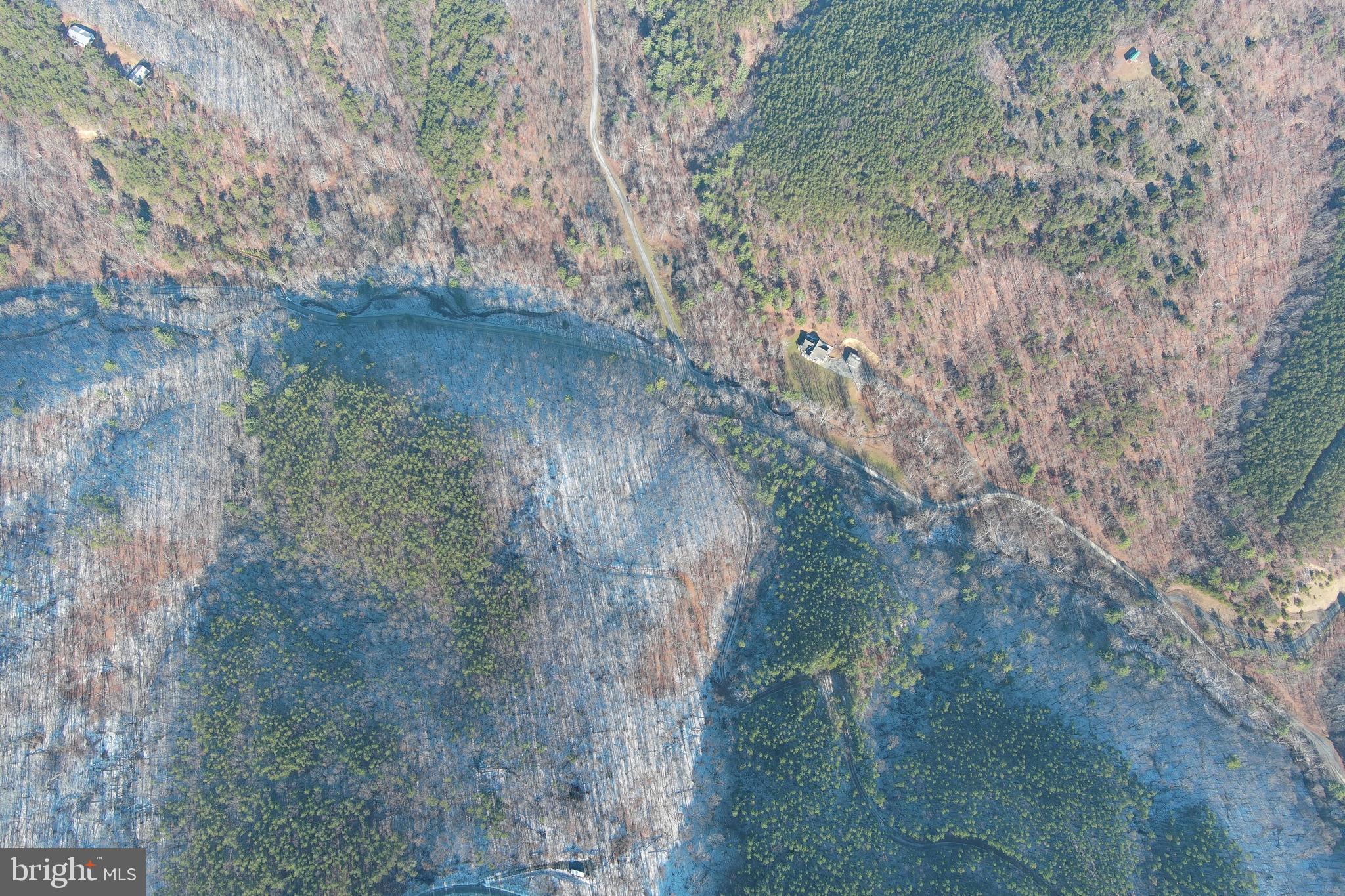 BLUFFS ON THE POTOMAC - Land